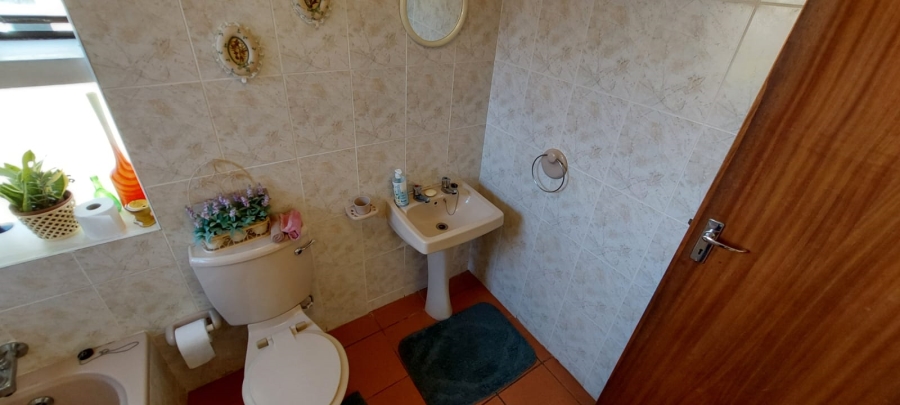 2 Bedroom Property for Sale in Wavecrest Eastern Cape